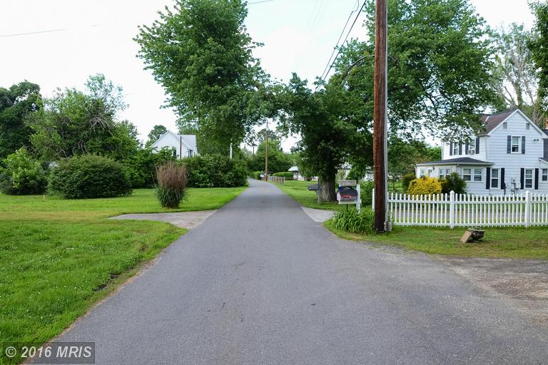 For Sale: 8550 Patuxent Ave Broomes Island, MD 20615