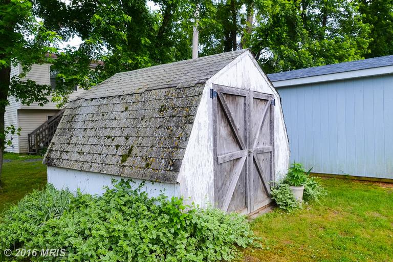 For Sale: 8550 Patuxent Ave Broomes Island, MD 20615