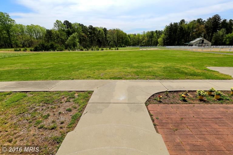 43425 Leener Ln, Hollywood MD 20636