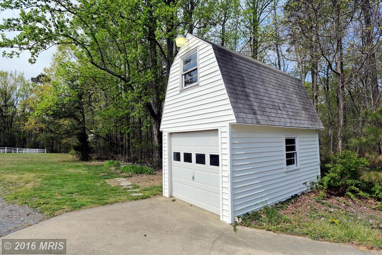 43425 Leener Ln, Hollywood MD 20636