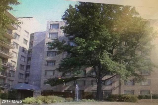 210 Oakwood St SE #207