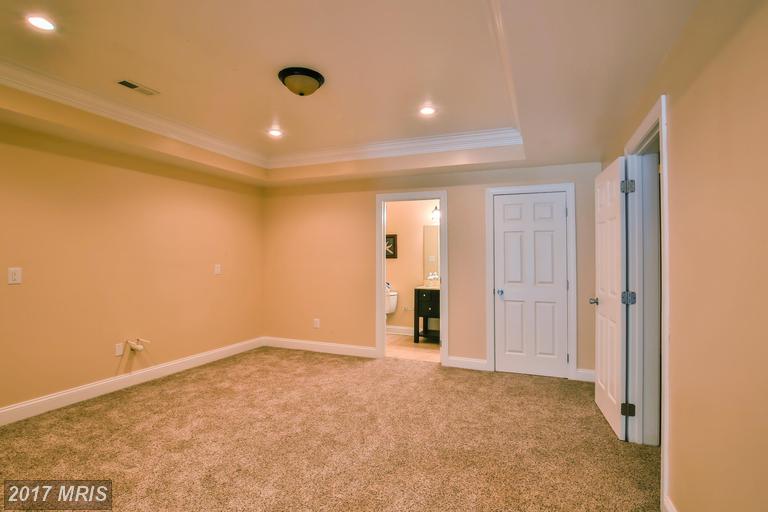 20604 Ramsey Dr