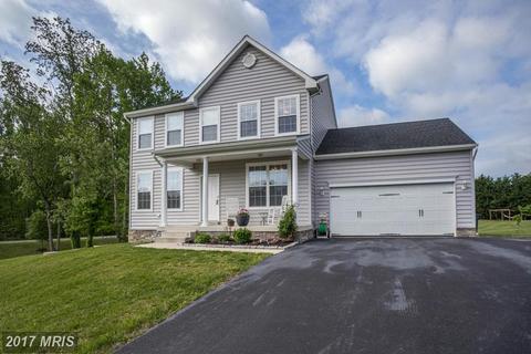 1686 Platinum Dr