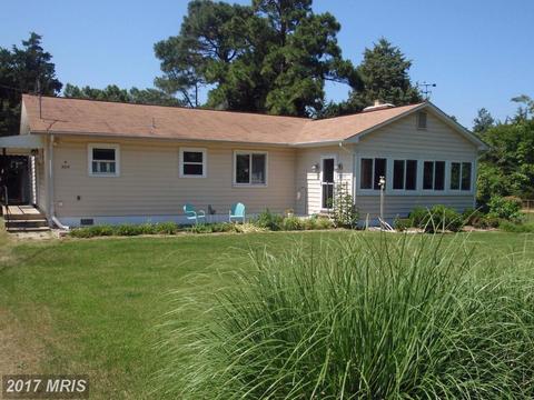 1686 Platinum Dr