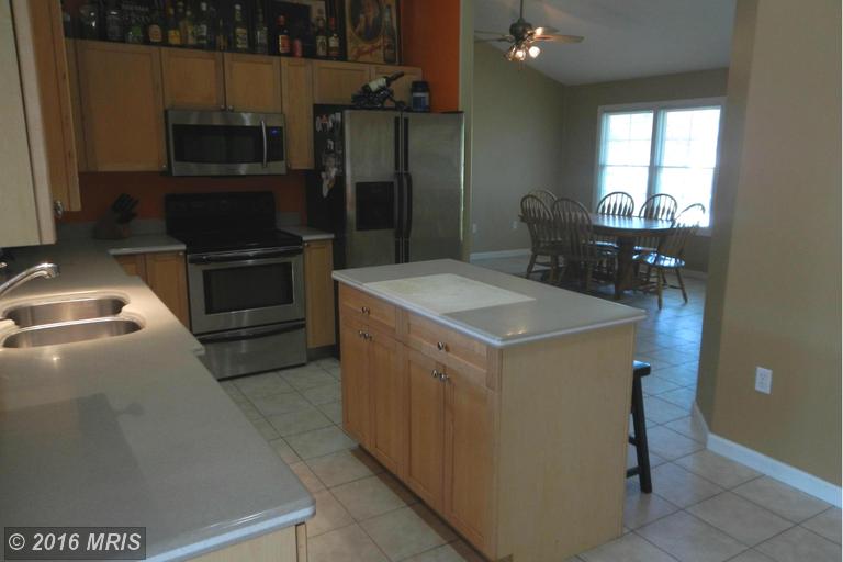 29927 Burton Rd, Mechanicsville MD 20659