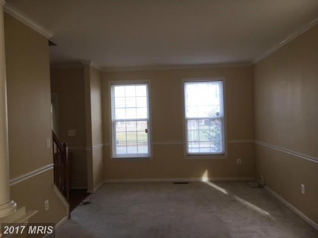 2158 Crest Cir