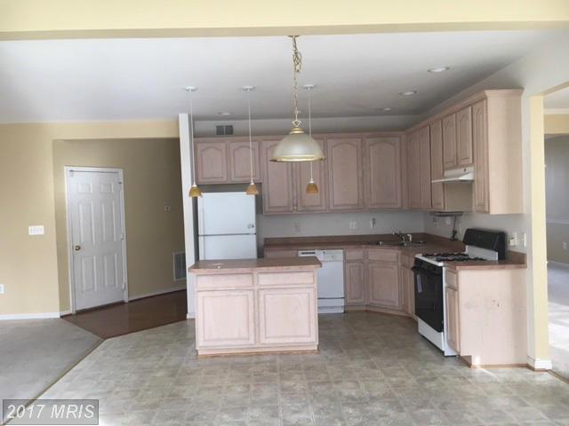 2158 Crest Cir