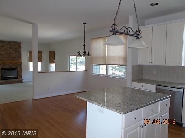 1000 Red Maple View Ter