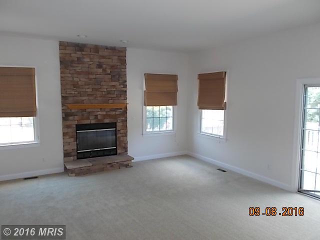 1000 Red Maple View Ter