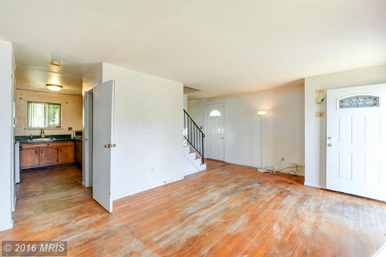 827 Carrington Ave