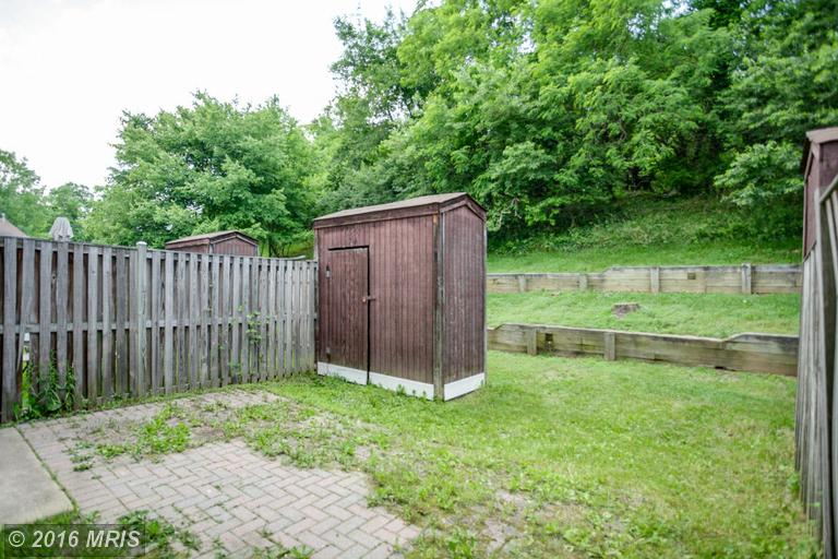 3032 Brinkley Station Dr Temple Hills, MD 20748