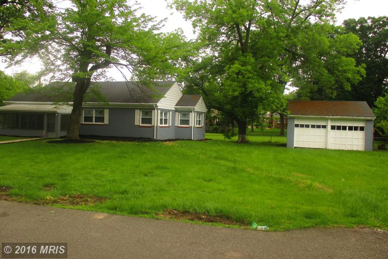 3200 Carlton Ave Temple Hills, MD 20748