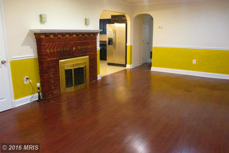 3200 Carlton Ave Temple Hills, MD 20748