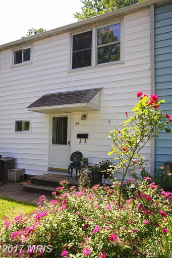 14 Hillside Rd