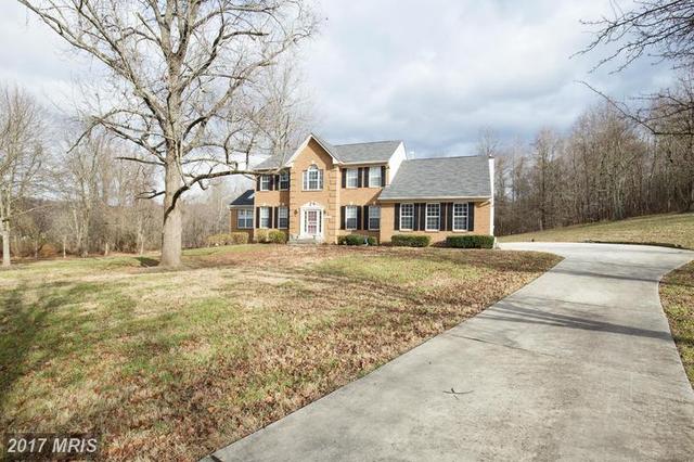 15208 Berwick Ln