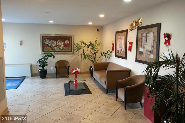 4800 C St SE #103