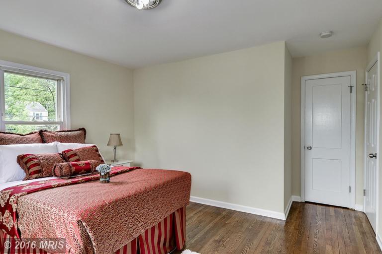 For Sale: 1020 E West Hwy Hyattsville, MD 20783