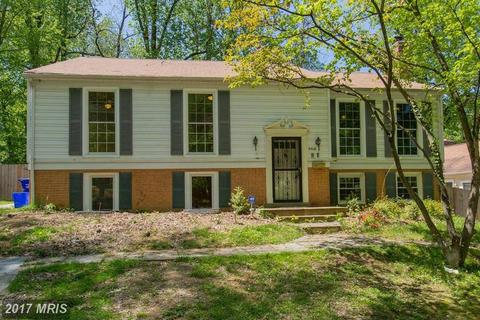 9625 Singleton Dr