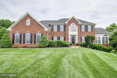 19716 Golden Valley Ln