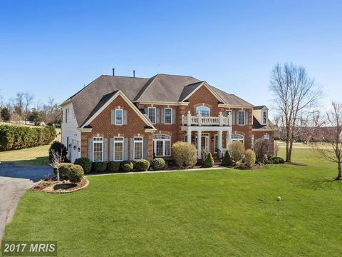19716 Golden Valley Ln