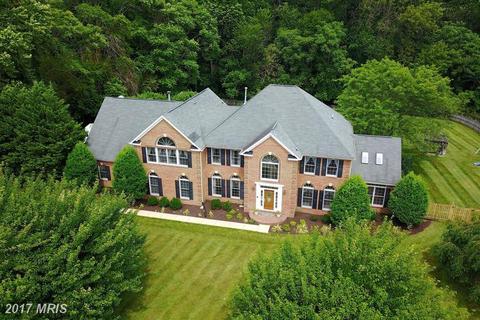 19716 Golden Valley Ln