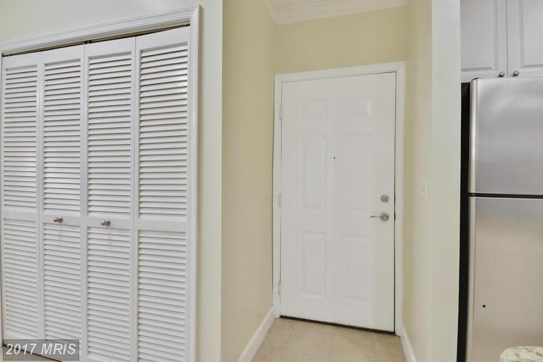 14618 Bauer Dr #8