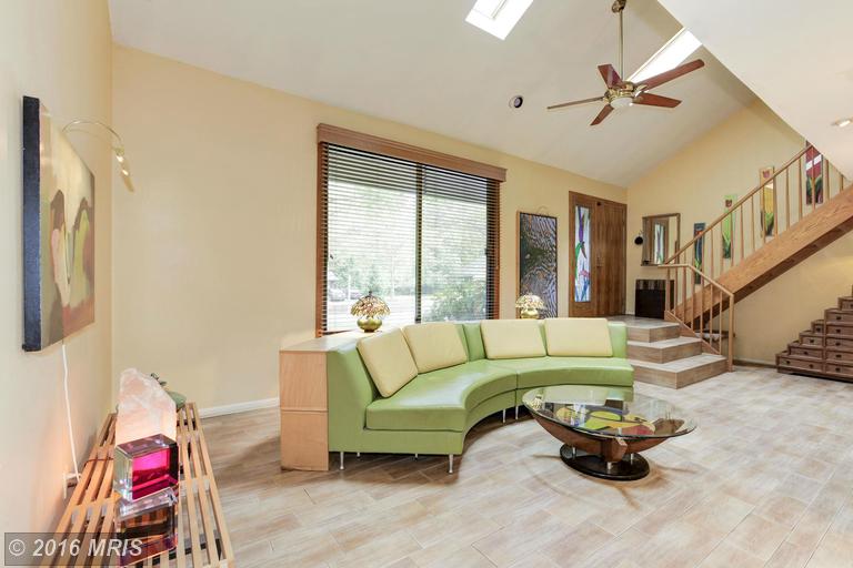 12 Scandia Way