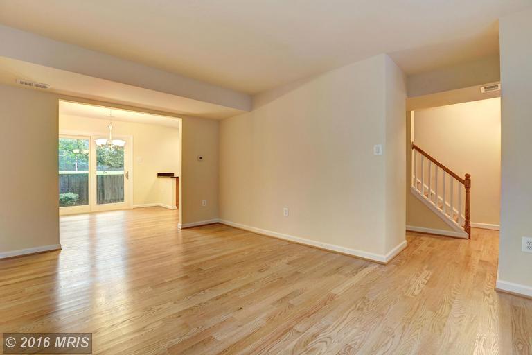 9 Ingleside Ct
