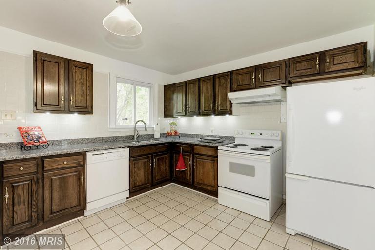 1202 Highwood Rd