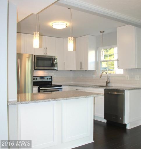 13129 Pickering Dr