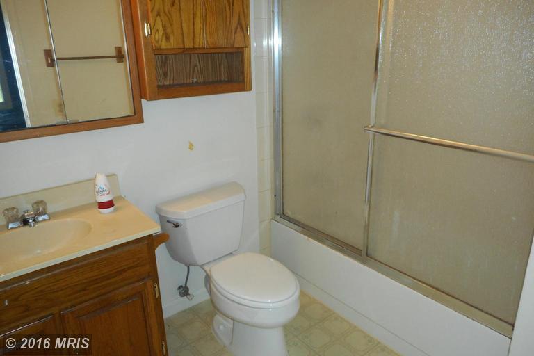 18248 Metz Dr