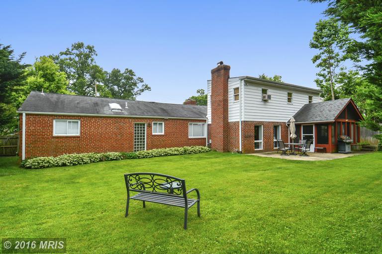 For Sale: 428 Southwest Dr Silver Spring, MD 20901