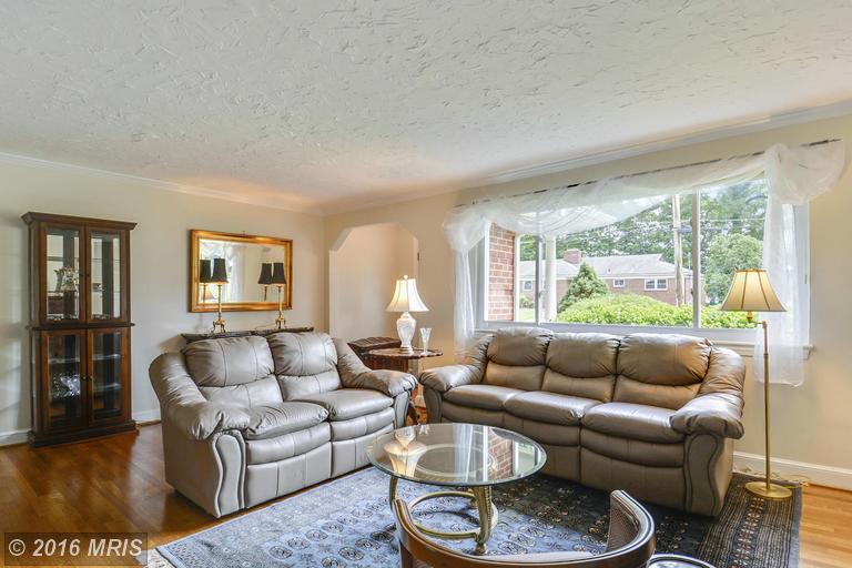 For Sale: 428 Southwest Dr Silver Spring, MD 20901