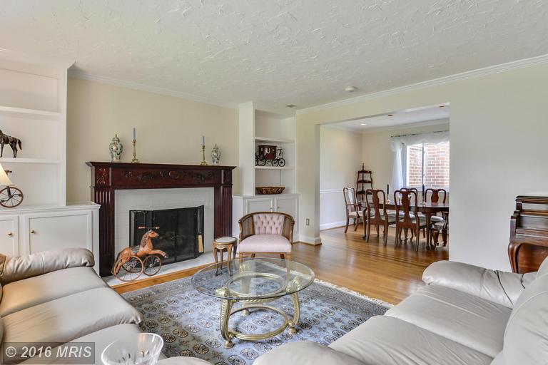 For Sale: 428 Southwest Dr Silver Spring, MD 20901
