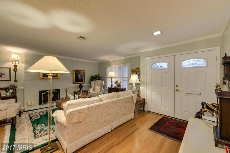 1 London Bridge Ct