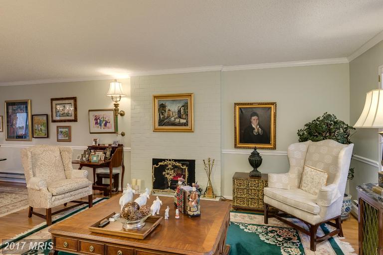 1 London Bridge Ct