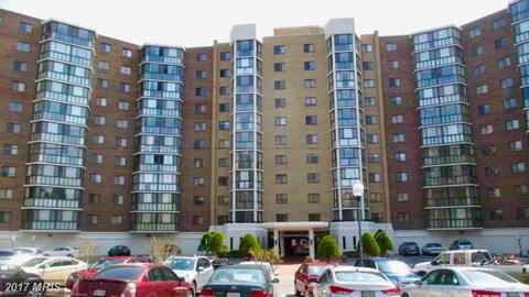 15115 Interlachen Dr #3-908