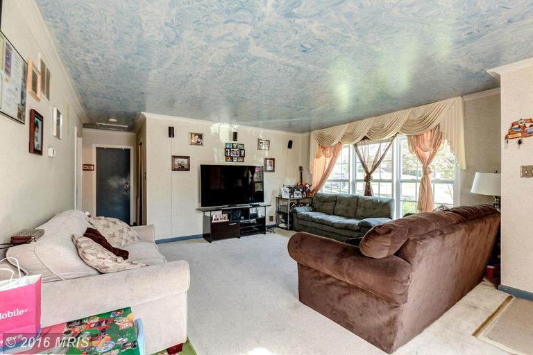 11808 Indigo Rd