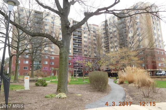5225 Pooks Hill Rd #117N