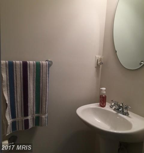 917 Edmund St