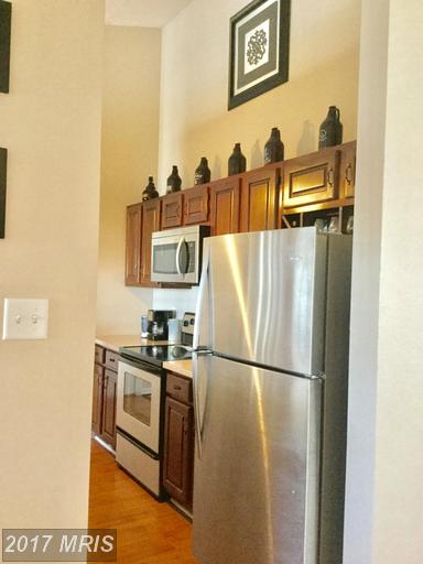 600 Squire Ln #2J