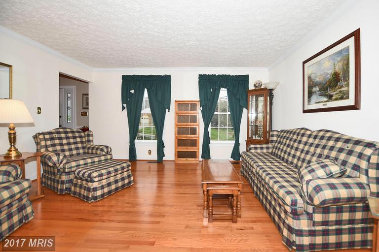 1008 Henderson Manor Ct
