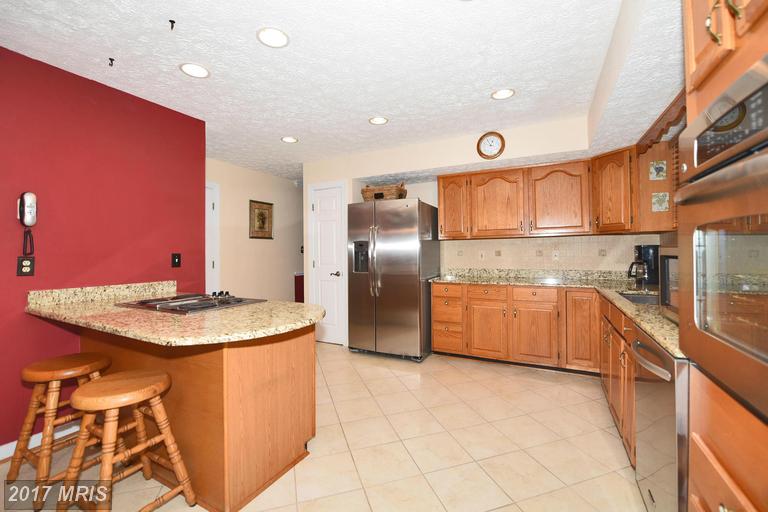 1008 Henderson Manor Ct