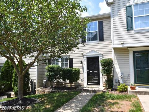 1002 Jessicas Ct #J