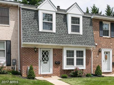 1002 Jessicas Ct #J