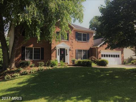 1202 Cheshire Ln