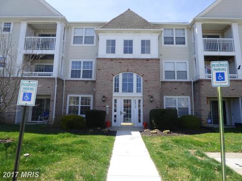 404 Harrison Ct #1