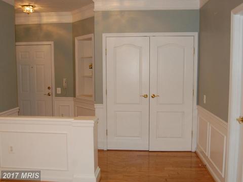 404 Harrison Ct #1