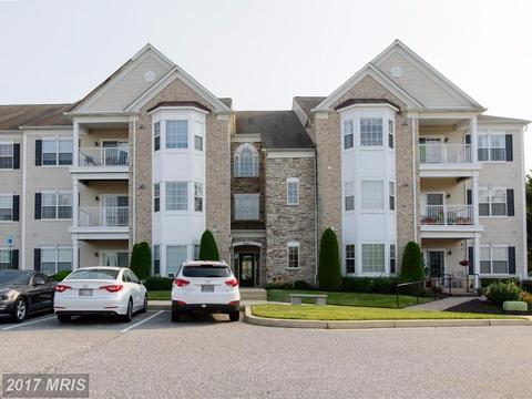 404 Harrison Ct #1