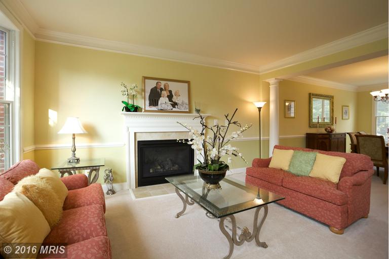 2110 Overlook Ct
